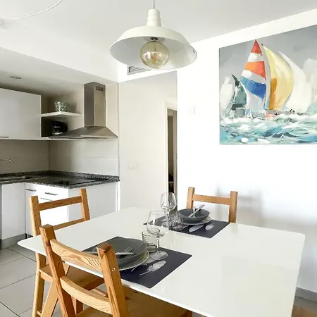 Rentalfue Sun Amas House شقة