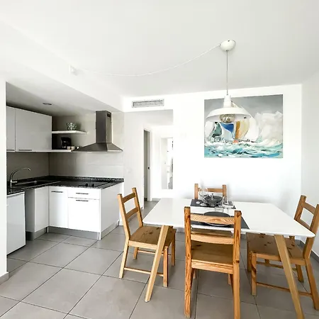 Rentalfue Sun Amas House شقة